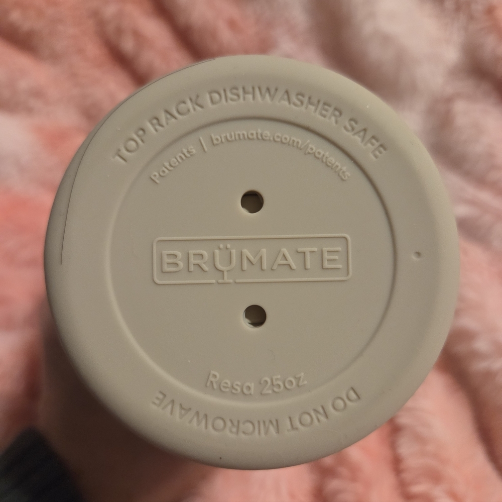 Brumate 25oz Resa Cream and White Tumbler Print BNWT - Picture 5 of 5